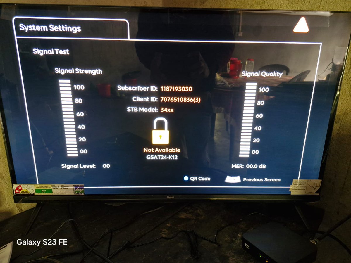 AnantaSharma0's tweet photo. Your service system is very low quality because they upgrade to my box as HD and they do not completely assemble my tv, your service team does this works by my lockel computer shop, if I choose a airtel fiber or jio it's better then you, now what can I do... https://t.co/fe7fjoHhvT
