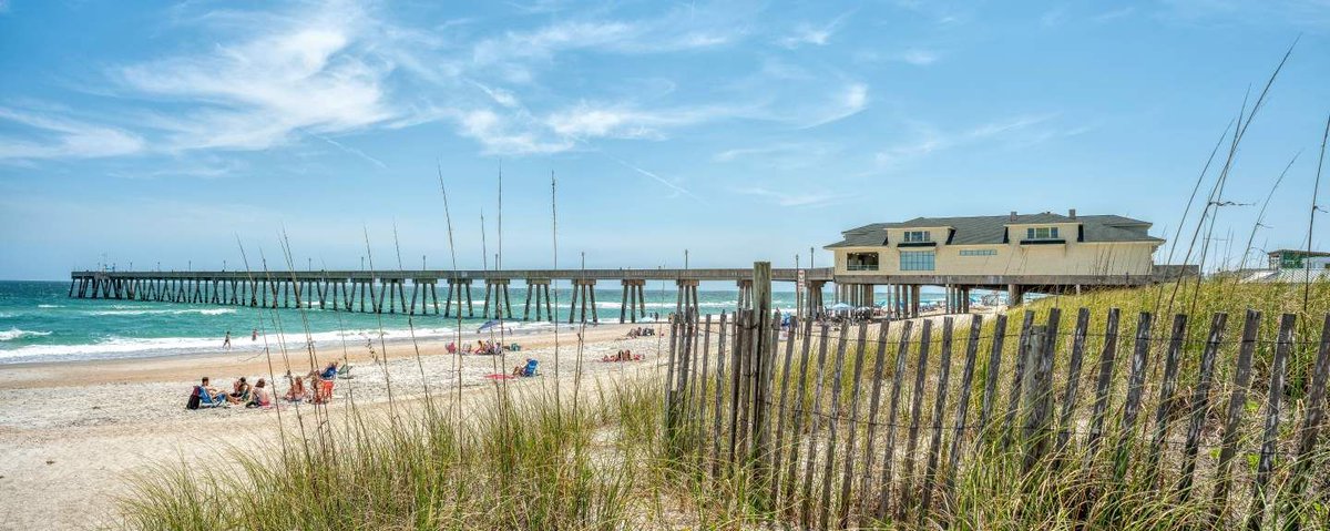 WayneHauser's tweet photo. Discovering Wilmington, North Carolina's dynamic real estate market offers numerous possibilities for both homebuyers and investors. Known for its captivating historic district, beautiful beaches, and thriving arts scene, Wilmington is an attractive location. https://t.co/fcqOJeTWZ2