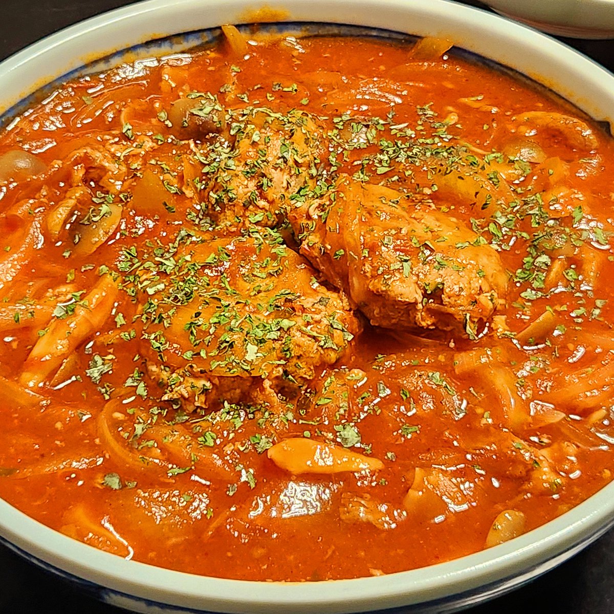 F_Onimaru's tweet photo. トマト煮込みハンバーグ作成

#トマト煮込みハンバーグ #煮込みハンバーグ #ハンバーグ https://t.co/ZpjlI7V8b9