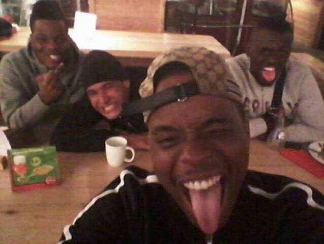 hiiroyuu's tweet photo. je parle tout le temps de kid phenomenon #groupie #meschouchous https://t.co/p4GbCMmu6d