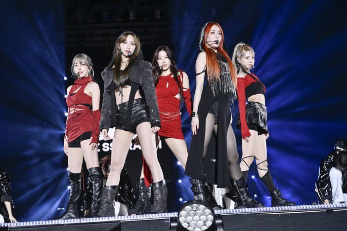 Weverse DMを開始したルセラフィムさん、早速本日健康診断があったようでメンバーから届いた最新の身長まとめておきます🧑‍⚕️📈

🩶チェウォン 164cm
🩷宮脇さん 秘密
💚ユンジン 172.3cm
💙カズハ 169.9cm
❤️ウンチェ 169cm（小数点以下は秘密）

#LE_SSERAFIM #르세라핌 #ルセラフィム