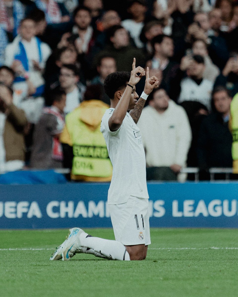 RodrygoGoes's tweet photo. Buenos días , Madridistas! 👋🏽⚡️ https://t.co/khzB6Wyw3j