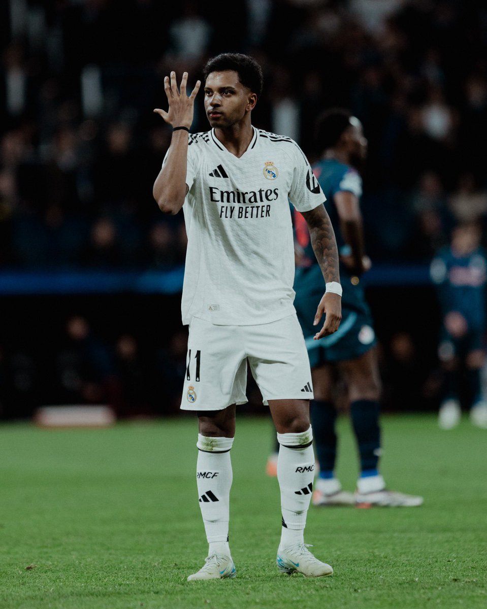RodrygoGoes's tweet photo. Buenos días , Madridistas! 👋🏽⚡️ https://t.co/khzB6Wyw3j