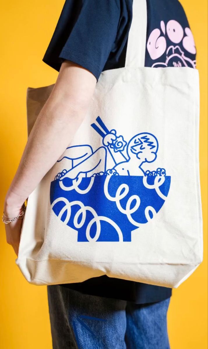 jdomito_'s tweet photo. These tote bags 👀 https://t.co/97cNp3Xx0p