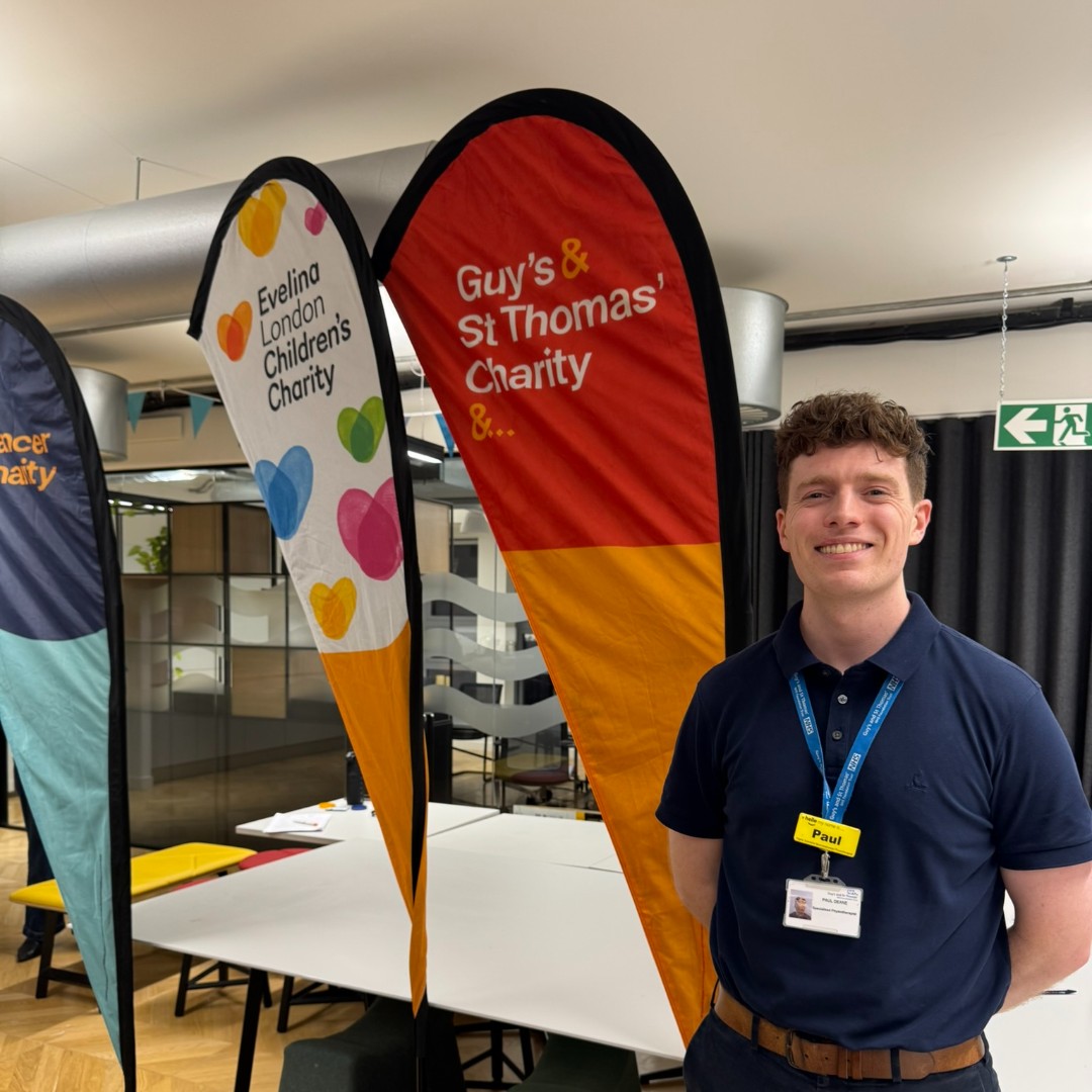 Last week, we held a Training Evening to help our #TeamGSTC runners prep for @londonmarathon @brightonmarathn @llhalf.

<a href="/GSTTnhs/">Guy's and St Thomas'</a> physiotherapist, Paul, shared his top tips:
1️⃣run your own race
2️⃣ stick to the plan
3️⃣ enjoy the day!

Get involved: guyscancercharity.org.uk/support-us/fun…