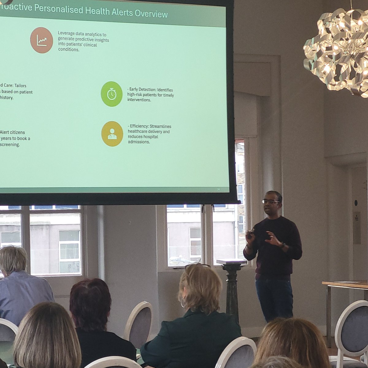 HSETandT's tweet photo. Some great pitches so far from participants👏 They are showcasing the knowledge and skills they've gained over the past 6 months working on the Leadership Programme.
#Leadership #FinalPitches #DigitalForCare
@jcwemyss @frthompson @MccallionDamien https://t.co/kh3VZwNXAM