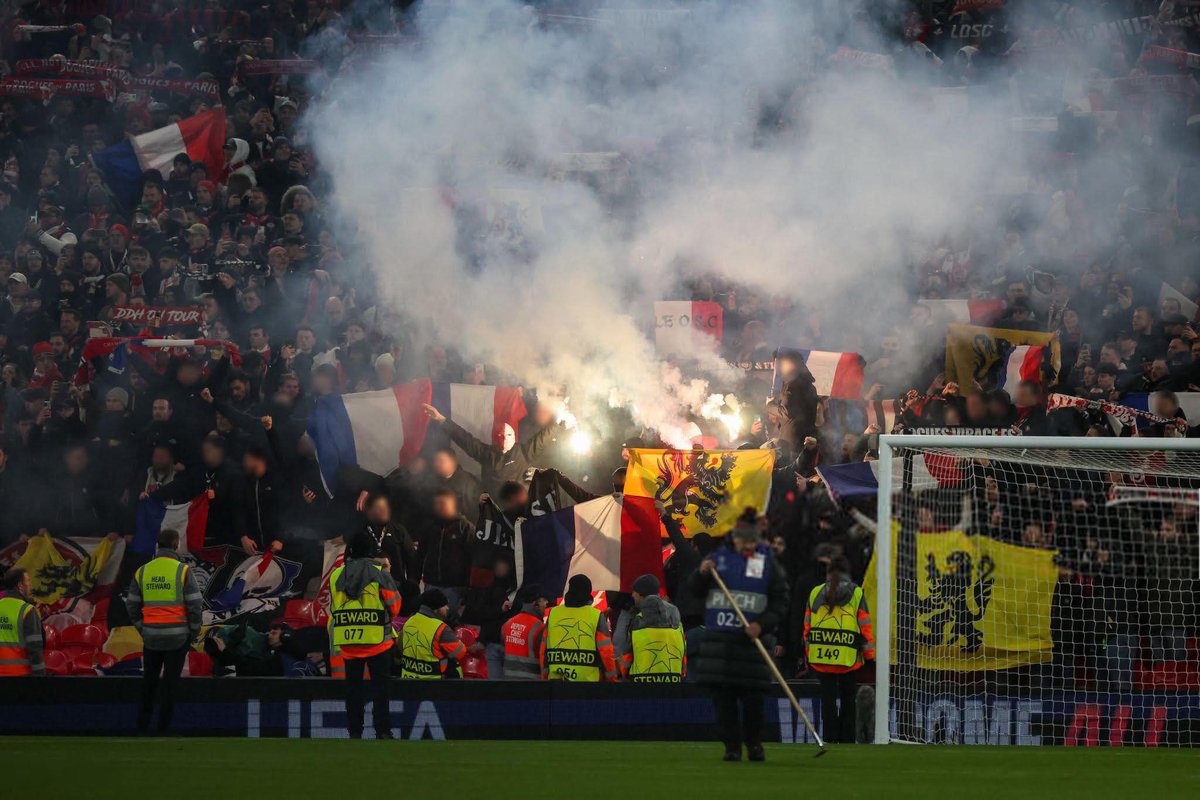 UltrasMadeinFR's tweet photo. ⚽️ Liverpool  - Lille (UCL) 
📢 Parcage Lillois à Liverpool !
📆 Mardi 21 janvier 2025
📸 UMF  

#LIVLOSC https://t.co/C2pi67wJIy