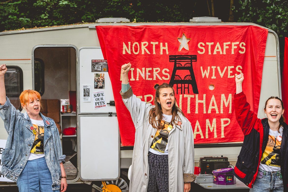 NorthStaffsTUC's tweet photo. An updated & extended version of the play Miner Birds by @lisablowerwrite, inspired by the experiences and ongoing action of NSMWAG, will be performed at @NewVicTheatre on Thurs 6th March featuring both a matinee and evening performance
#MinersStrike
https://t.co/49BXnnTCP1 https://t.co/cgN5IEn0wj
