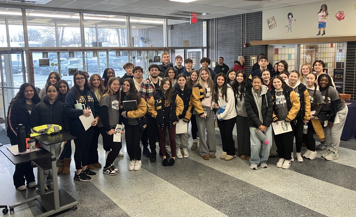 Colonia Middle School tweet media