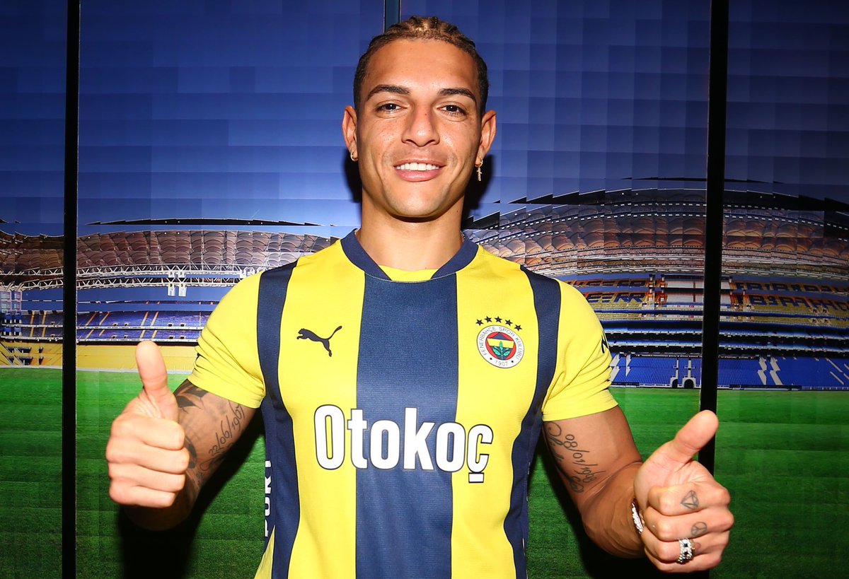 futballselect's tweet photo. Diego Carlos has been confirmed as new Fenerbahçe player from Aston Villa. https://t.co/kH2jiw20gf