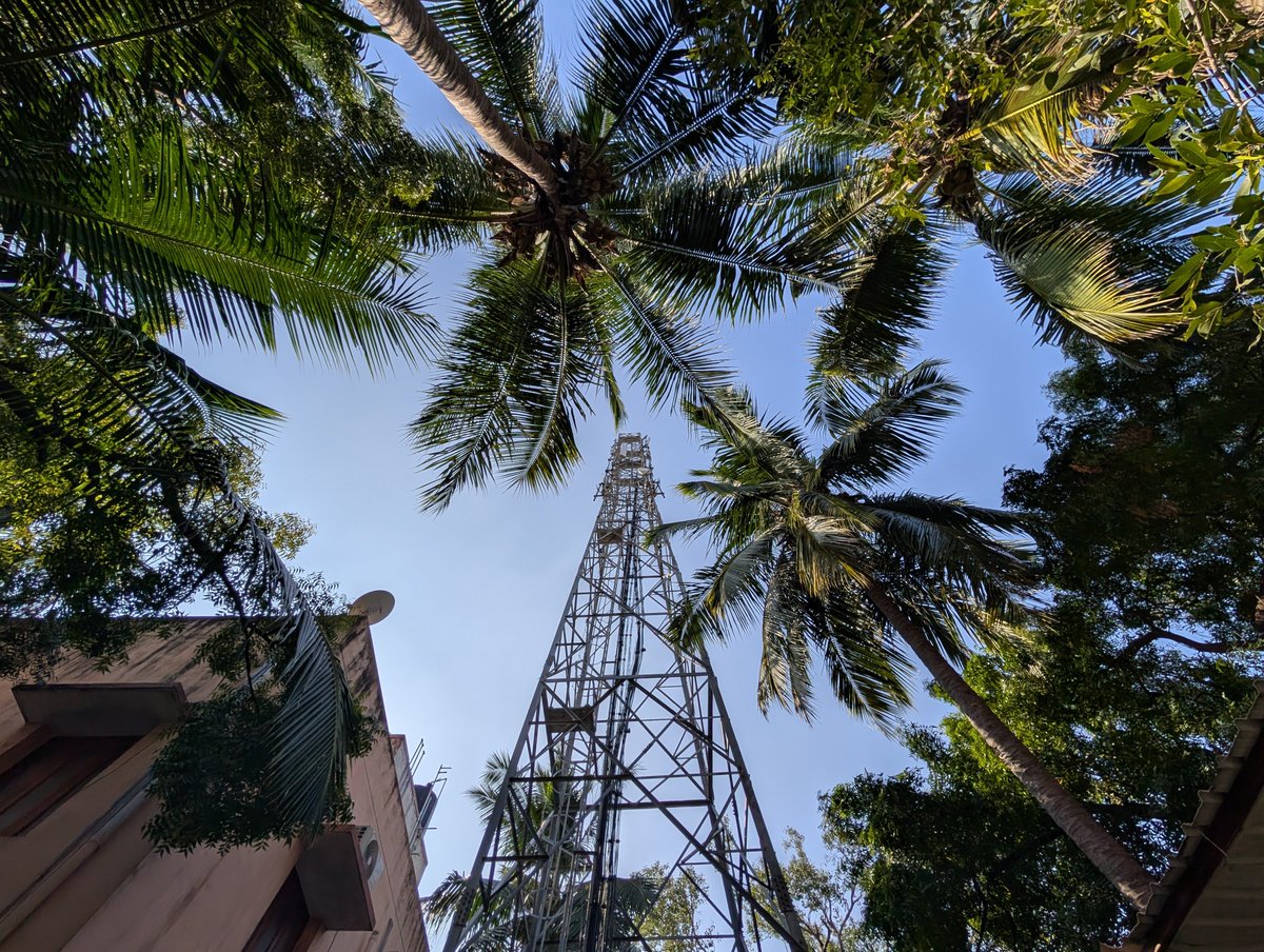 Siva_Bharani's tweet image. How good is #pixel9Pro camera 
Compared to competition 
0.5x to 30x #NoEdit
