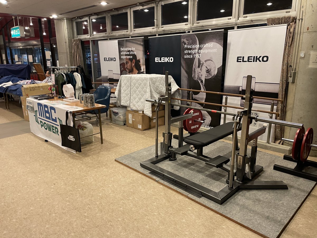 全日本ベンチ(クラシック部門)会場に4台のELEIKOコンボラックSkai 