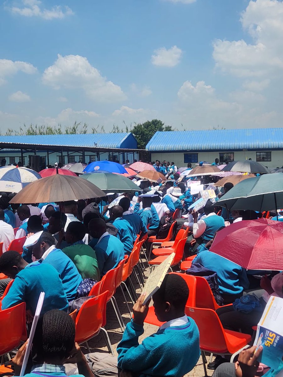 City_Ekurhuleni's tweet photo. EM Xhakaza applauds Quantum Secondary's stellar 96% matric pass rate in '24! π He urged learners to aim for 100% this year with hard work and dedication. πͺπ #ExcellenceInEducation #StriveForSuccess #BackToSchool2025 https://t.co/orxI571xu2