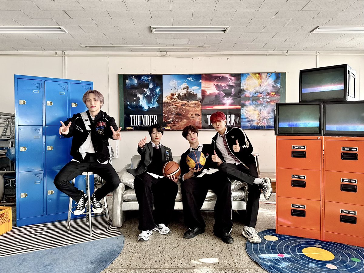 CIX_Official tweet media