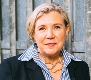 bethlemmuseum's tweet image. Jill Lockett has stepped down after fifteen years as a trustee of Bethlem Museum of the Mind, and eight years as Chair.
Thank you for all you have done for the Museum, Jill. We will miss you!