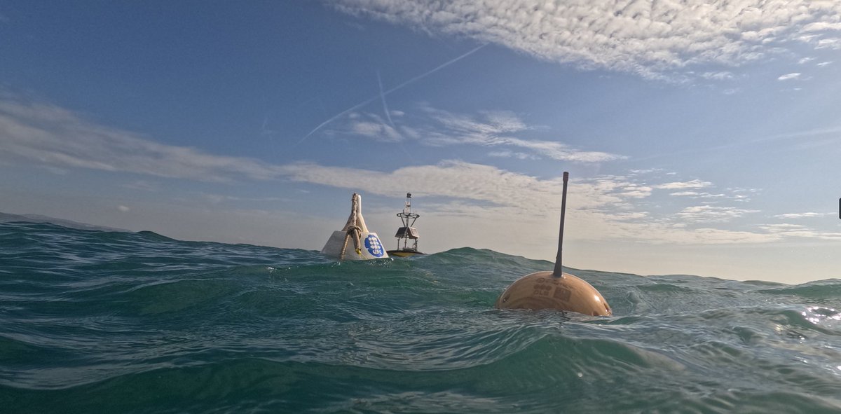 An exciting initiative led by <a href="/CLS_Group/">CLS Group</a> proposes eco-friendly alternatives for realizing drifting buoys.

It is "Future Ocean Observation Drifter" (FOOD) project, supported by #EMSO within its #PhysicalAccess, and hosted at the OBSEA  Regional Facility.

emso.eu/2025/01/23/a-n…