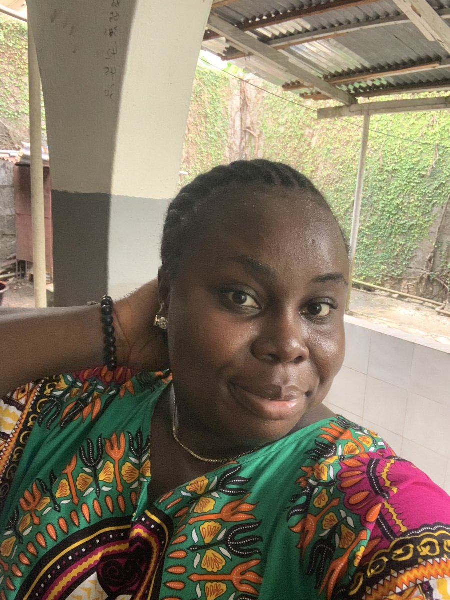 thatthickella's tweet image. This so beautiful 😭❤️
Na my hand work afterall😂🤭❤️
#catering 
#smallchops 🤭❤️