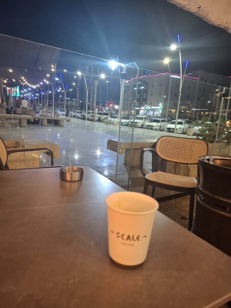 W20w__'s tweet photo. "ويكفيني أنني كنت و لازلت دائمًا بوَجه واحد وشعور واحد وقلب صادق يداري مُحيطه بكُل ما فيه ولا يخذلهم
و يستهلكونك ويتظاهرون بالحب للاسف 

-محمدزز
. https://t.co/6cFBXjp9sx