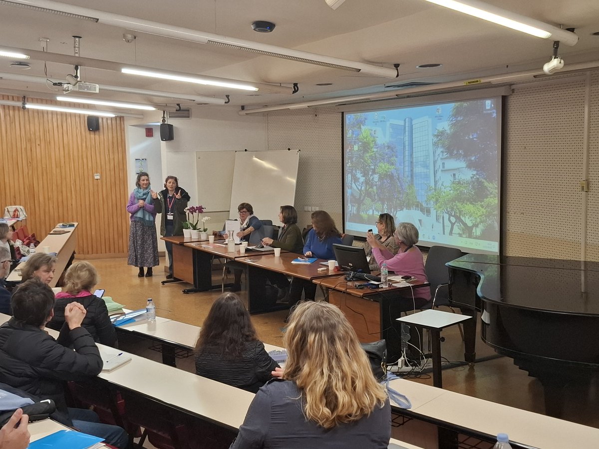 NOVA CLUNL tweet media