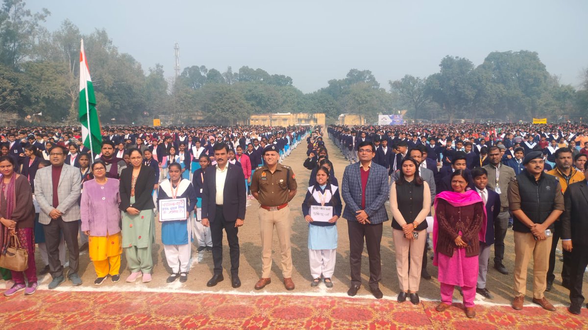 DM Hardoi (@dmhardoi) on Twitter photo рдиреЗрддрд╛рдЬреА рд╕реБрднрд╛рд╖ рдЪрдиреНрджреНрд░ рдмреЛрд╕ рдЬрдпрдВрддреА рдкрд░ рдЖрдЬ рд░рд╛рдЬрдХреАрдп рдЗрдВрдЯрд░ рдХреЙрд▓реЗрдЬ рд╣рд░рджреЛрдИ рдореЗрдВ рдорд╛рдирд╡ рд╢реНрд░реГрдВрдЦрд▓рд╛ рдмрдирд╛рдХрд░ рд╕рдбрд╝рдХ рд╕реБрд░рдХреНрд╖рд╛ рдХрд╛ рд╕рдВрджреЗрд╢ рджрд┐рдпрд╛ рдЧрдпрд╛ рддрдерд╛ рдЬрдирдкрдж рд╡рд╛рд╕рд┐рдпреЛрдВ рд╕реЗ рдпрд╛рддрд╛рдпрд╛рдд рдирд┐рдпрдореЛрдВ рдХрд╛ рдкрд╛рд▓рди рдХрд░рдиреЗ рдХреА рдЕрдкреАрд▓ рдХреА рдЧрдпреАред
<a href="/UPGovt/">Government of UP</a>
<a href="/InfoDeptUP/">Information and Public Relations Department, UP</a> рдиреЗрддрд╛рдЬреА рд╕реБрднрд╛рд╖ рдЪрдиреНрджреНрд░ рдмреЛрд╕ рдЬрдпрдВрддреА рдкрд░ рдЖрдЬ рд░рд╛рдЬрдХреАрдп рдЗрдВрдЯрд░ рдХреЙрд▓реЗрдЬ рд╣рд░рджреЛрдИ рдореЗрдВ рдорд╛рдирд╡ рд╢реНрд░реГрдВрдЦрд▓рд╛ рдмрдирд╛рдХрд░ рд╕рдбрд╝рдХ рд╕реБрд░рдХреНрд╖рд╛ рдХрд╛ рд╕рдВрджреЗрд╢ рджрд┐рдпрд╛ рдЧрдпрд╛ рддрдерд╛ рдЬрдирдкрдж рд╡рд╛рд╕рд┐рдпреЛрдВ рд╕реЗ рдпрд╛рддрд╛рдпрд╛рдд рдирд┐рдпрдореЛрдВ рдХрд╛ рдкрд╛рд▓рди рдХрд░рдиреЗ рдХреА рдЕрдкреАрд▓ рдХреА рдЧрдпреАред
<a href="/UPGovt/">Government of UP</a>
<a href="/InfoDeptUP/">Information and Public Relations Department, UP</a>