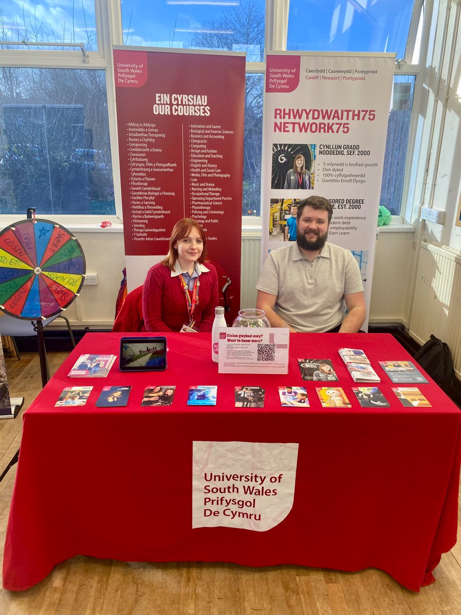 Cyswllt Ysgolion a Cholegau tweet media