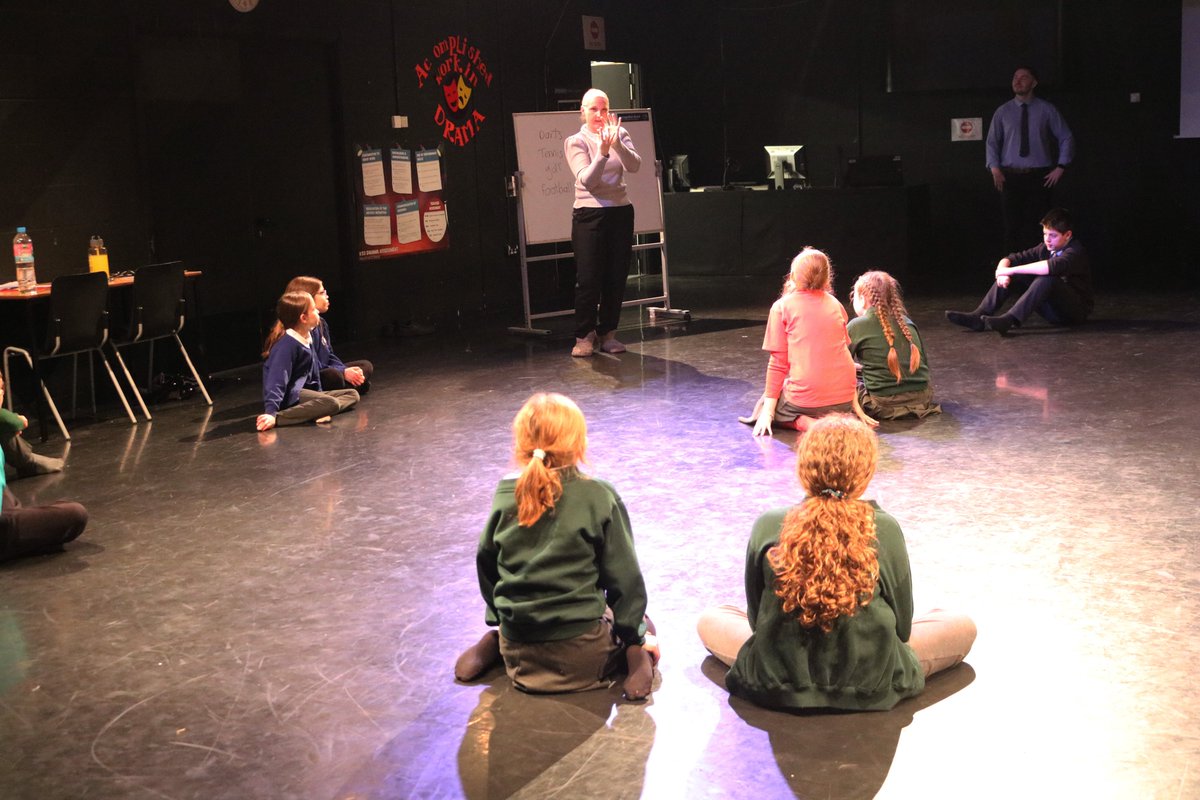 KennetSchool's tweet photo. Our latest masterclasses for primary pupils were a hit. In Languages, pupils explored silent letters and numbers in French sentences. In Drama, they delved into mime, facial expressions and body language. The enthusiasm was amazing! #ConnectWithKennet https://t.co/dBtzEi0Tmi