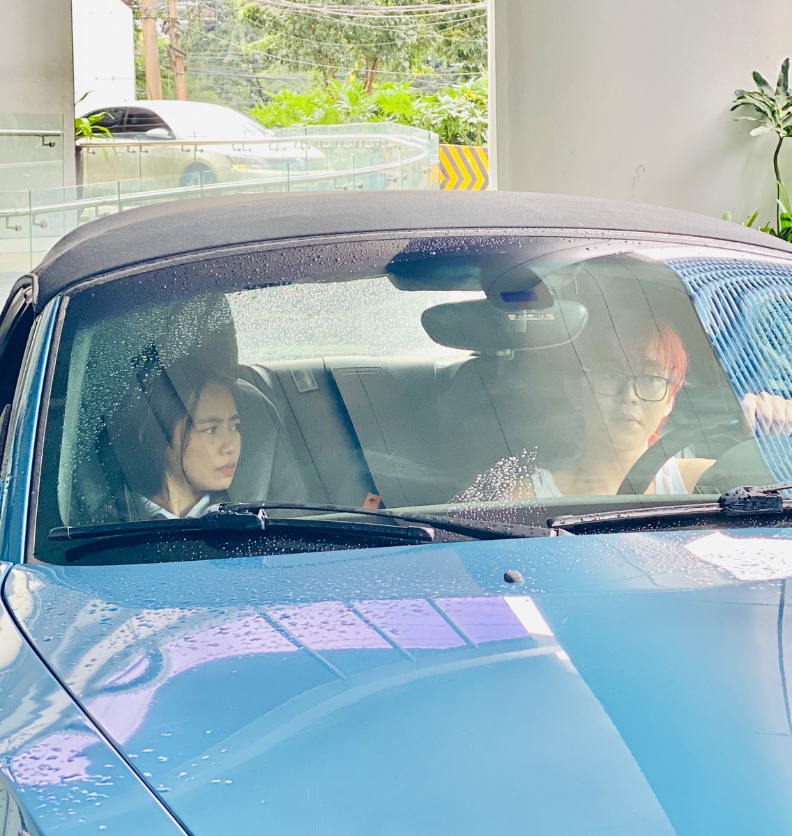 StudioVivaPH's tweet photo. Jay-Jay niyo inuwi na ni Yuri! 

#SectionEAfterTheRain 
#AngMutyaNgSectionE
#AshtineOlviga
#RabinAngeles
#JayRi
#StudioViva https://t.co/Yqu04p25iC