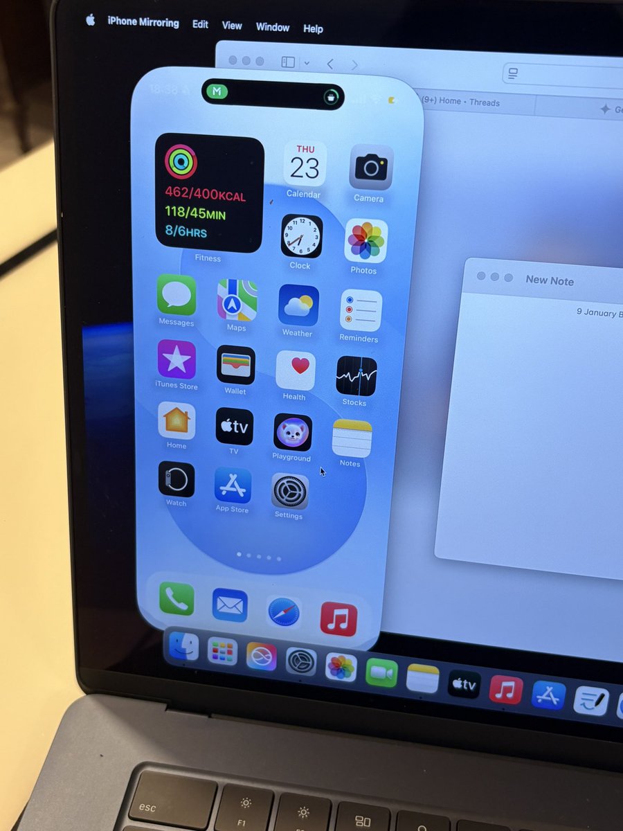 BrightMinho's tweet photo. ชาร์จแบต iPhone ไว้
ค้นพบประโยชน์ของฟีเจอร์ iPhone Mirroring ละ

เล่น iPhone บน Mac ไปละกัน https://t.co/9tB6Grz2rS