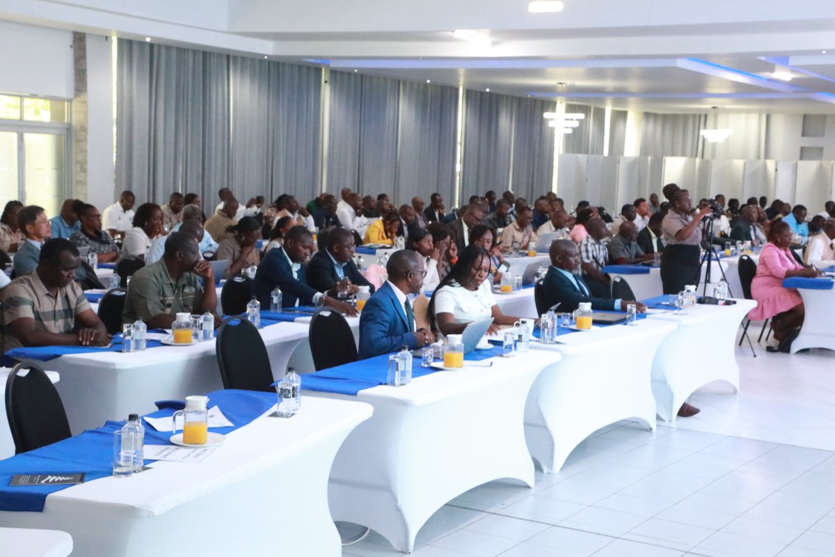 UpperManyame's tweet photo. Zimbabwe is taking a giant leap towards sustainable groundwater management! The 2-day National Stakeholder Dialogue underway at Golden Conifer in Harare, is running under the theme, “Sustainable Groundwater Management through Stakeholder Engagement”. https://t.co/ghiLuzNhW2