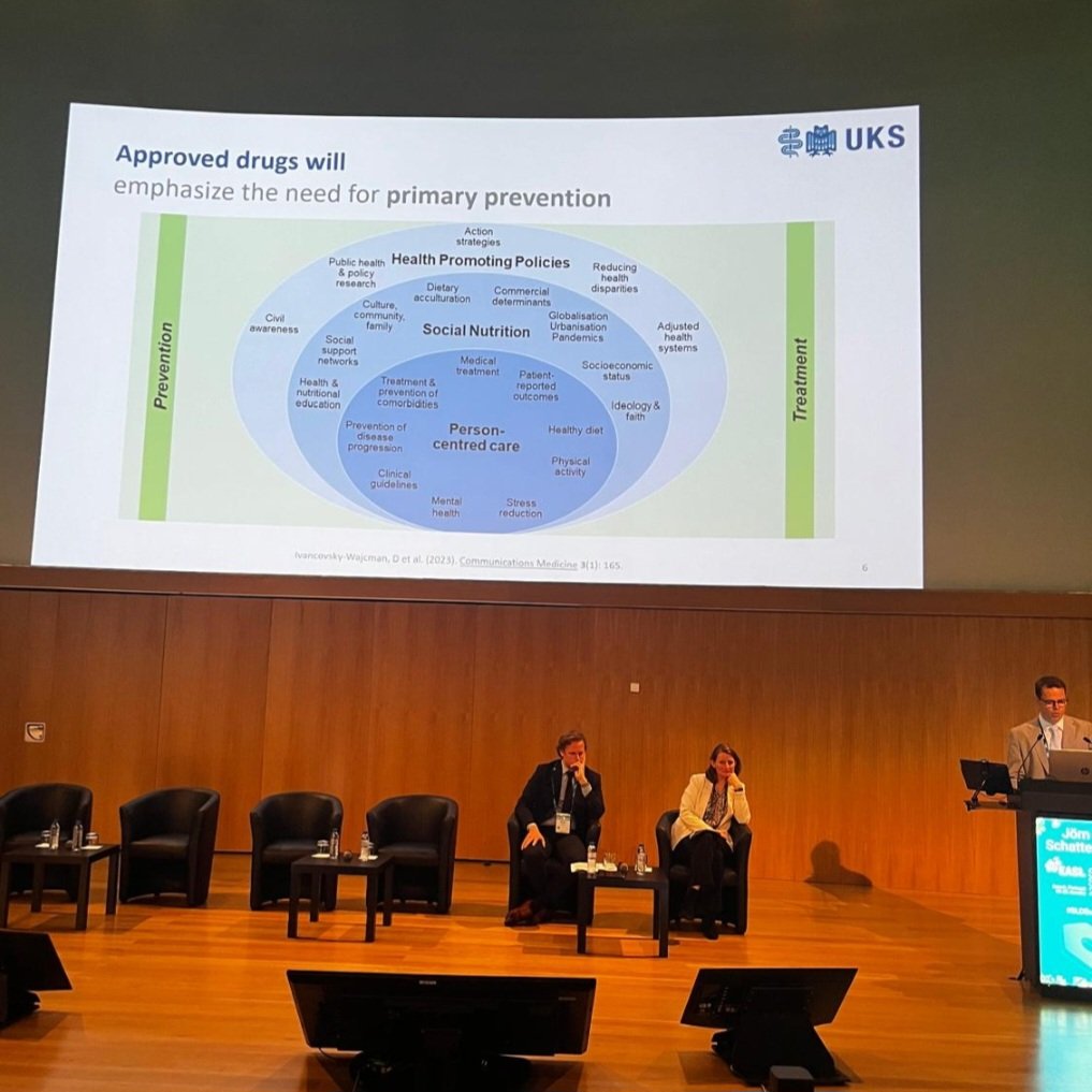 Jeffrey V. Lazarus tweet media