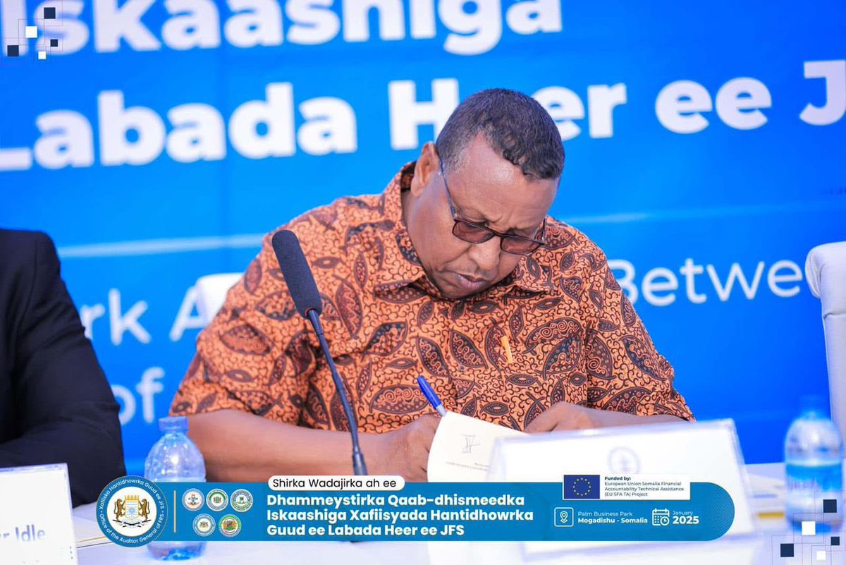 oagsomalia's tweet image. A milestone for Somalia! The Offices of Auditors General of the Federal and State levels have signed a 3-year cooperation agreement to enhance joint audits, boost skills, and improve information sharing, marking a new era of progress and unity in governance.