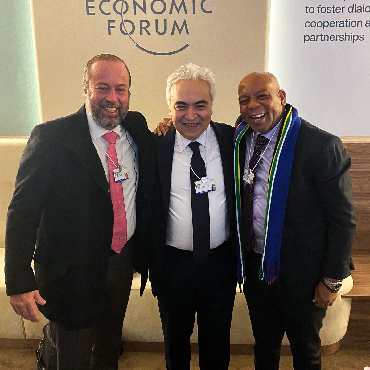 Pleasure to discuss with Brazilian Minister Alexandre Silveira <a href="/asilveiramg/">Alexandre Silveira</a> and South African Minister <a href="/Kgosientsho_R/">Dr Kgosientsho Ramokgopa</a> the <a href="/IEA/">International Energy Agency</a>'s strong support for their G20 Presidencies, ensuring continued efforts to support a secure, affordable and just energy future for all