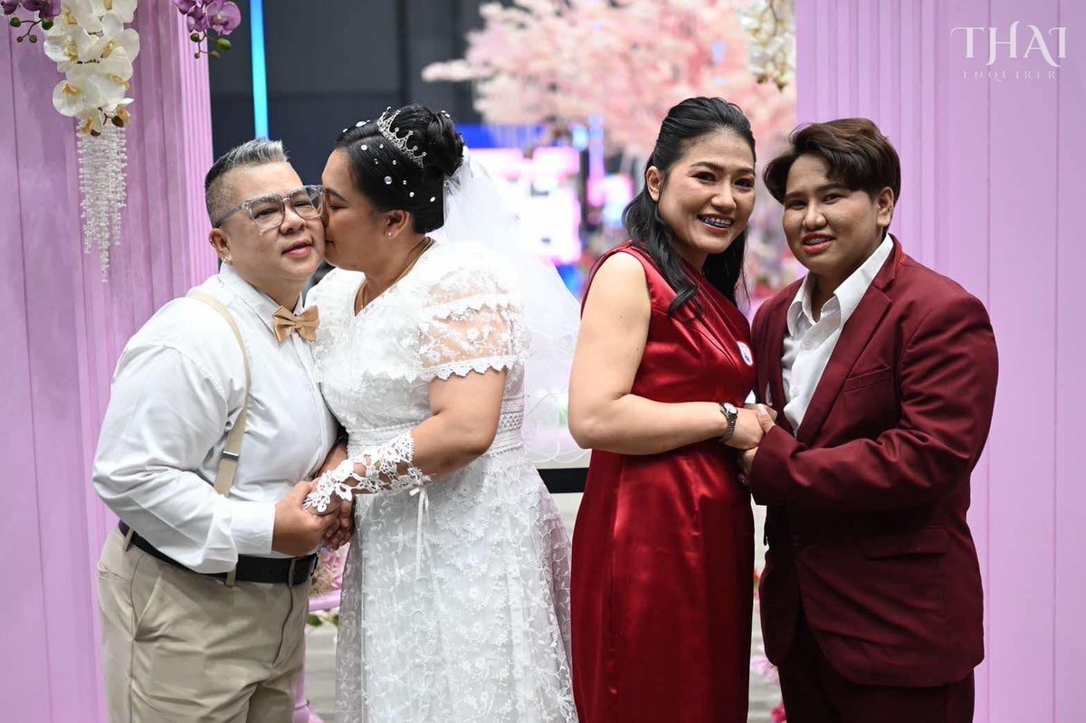 ThaiEnquirer's tweet photo. Thailand's first day of marriage equality has seen the official registration of at least 1,754 nuptials. 

To commemorate the historic day today, services have been provided to all couples in all 878 district offices located throughout 76 provinces, 50 district offices in Bangkok, and most Thai embassies.

#Thailand #สมรสเท่าเทียม #LGBTQ+ #SameSexMarriage #MarriageEquality #LoveIsLove
