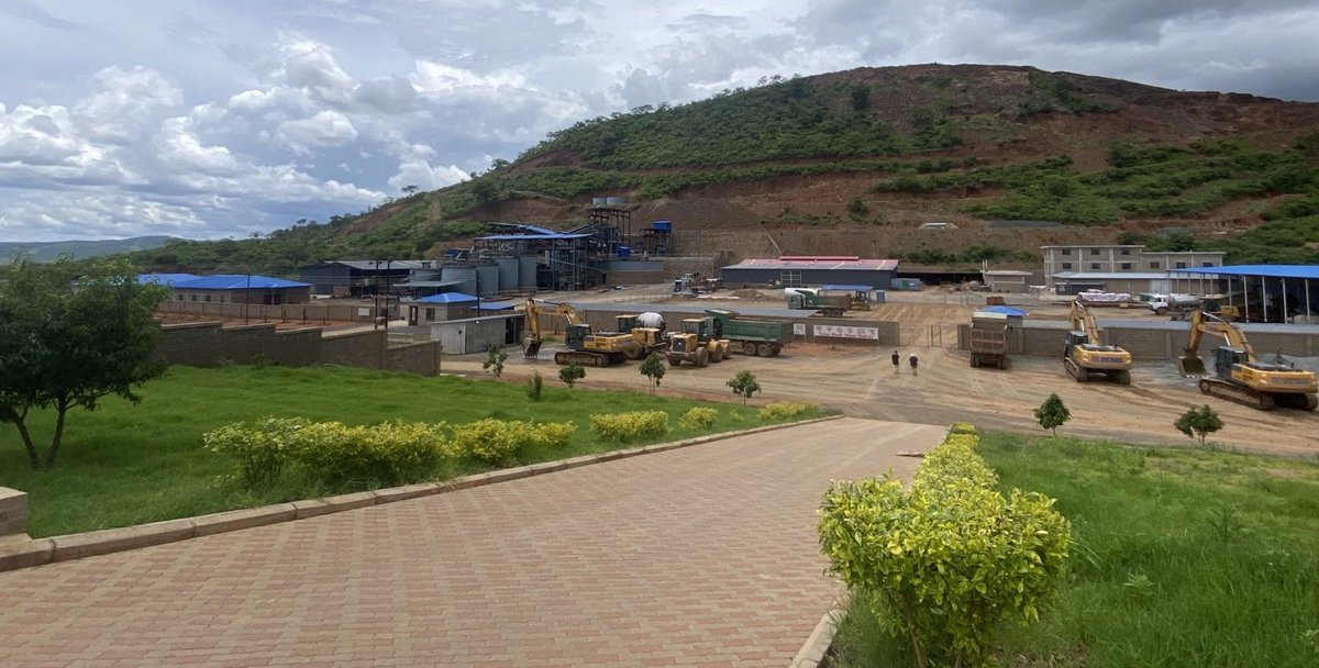 TichZindoga's tweet photo. Following a widely reported incident that occurred in Gweru on Jan 21 in which a worker Kholwani Dube allegedly tried to run over his #Chinese boss at Bijou Farm with an excavator. Ming China Sino-Africa Mining company says the regrettable incident is being handled by police 1/3 https://t.co/ayeHrxggoK