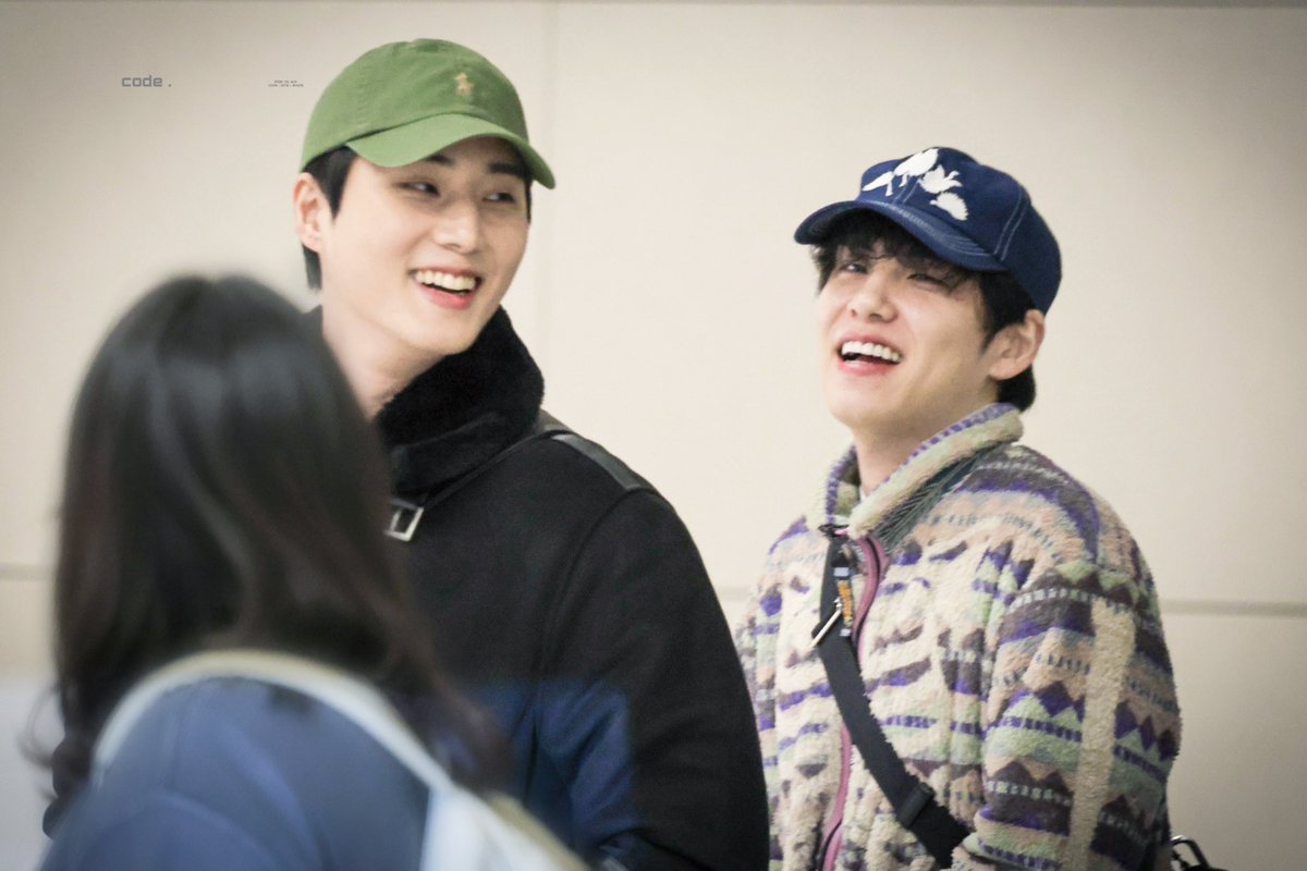 code_1647's tweet photo. 250123 ICN 출국
해피캣 해피깜푸

#영케이 #원필 #Youngk #Wonpil
#데이식스 #Day6 https://t.co/nmPKu8qeLj