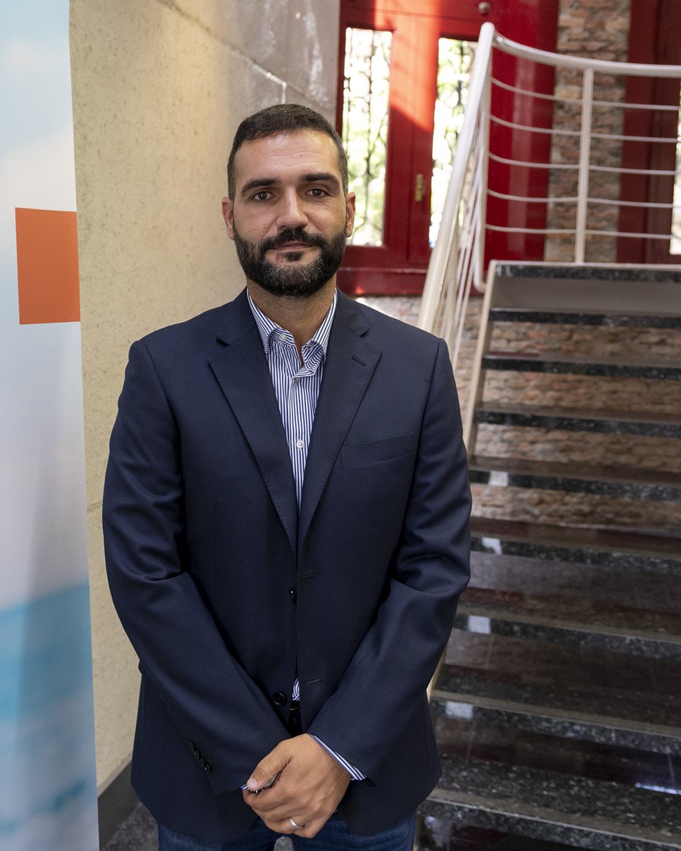 Universidad Intern. de Andalucía (@uniauniversidad) on Twitter photo 🗣️ Desde la #UNIA nombramos director de Secretariado de Enseñanzas en línea y profesorado al docente <a href="/ErnestoColomo/">Ernesto Colomo Magaña</a>, doctor en Ciencias de la Educación y profesor titular en <a href="/educacion_UMA/">FacultadEducaciónUMA</a> de la <a href="/infouma/">Universidad de Málaga</a> (Grupo <a href="/InnoEducaUMA/">InnoEduca</a>).
🗞️ unia.es/noticias/la-un… 🗣️ Desde la #UNIA nombramos director de Secretariado de Enseñanzas en línea y profesorado al docente <a href="/ErnestoColomo/">Ernesto Colomo Magaña</a>, doctor en Ciencias de la Educación y profesor titular en <a href="/educacion_UMA/">FacultadEducaciónUMA</a> de la <a href="/infouma/">Universidad de Málaga</a> (Grupo <a href="/InnoEducaUMA/">InnoEduca</a>).
🗞️ unia.es/noticias/la-un…