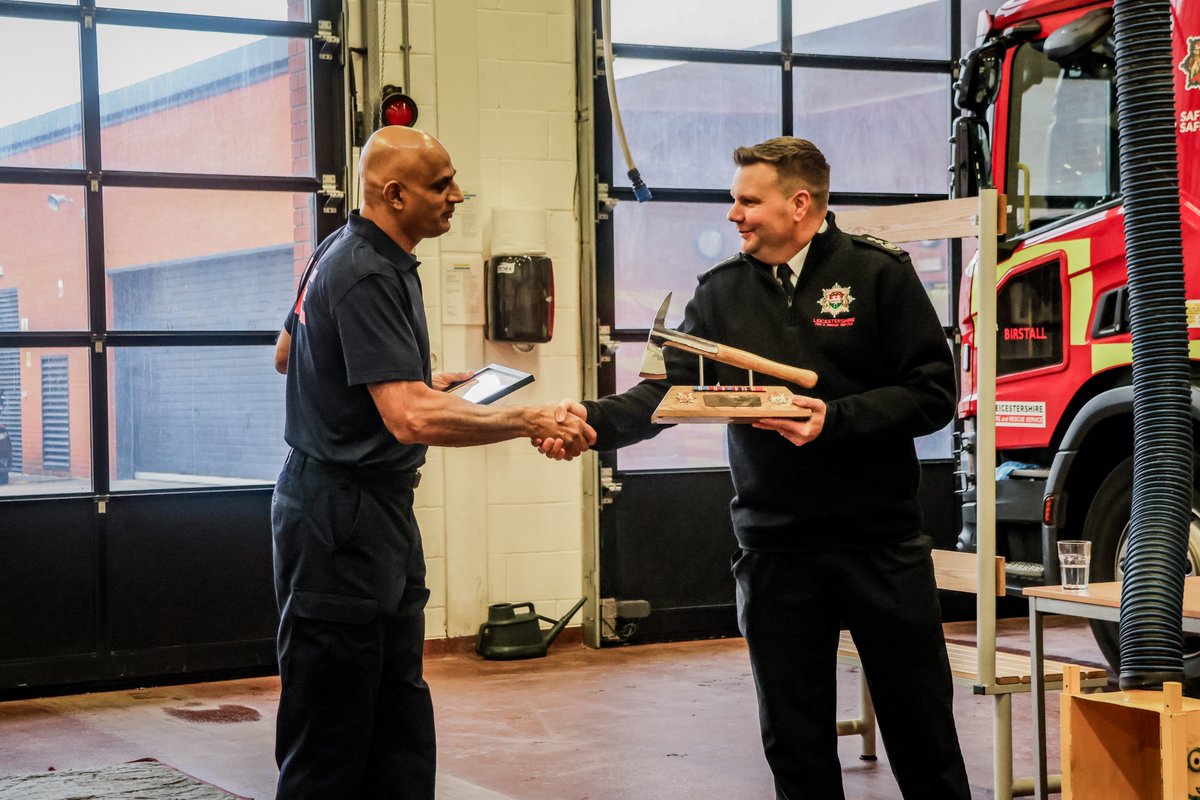 LeicsFireRescue's tweet image. After 34 years in the Service we bid a fond farewell to Raj Dard. Born and raised in Leicester, Raj always wanted to be a Firefighter, and he's always been a proud, passionate part of our firefighting community, making a real impact on people's lives. Happy retirement Raj! 🪓💦