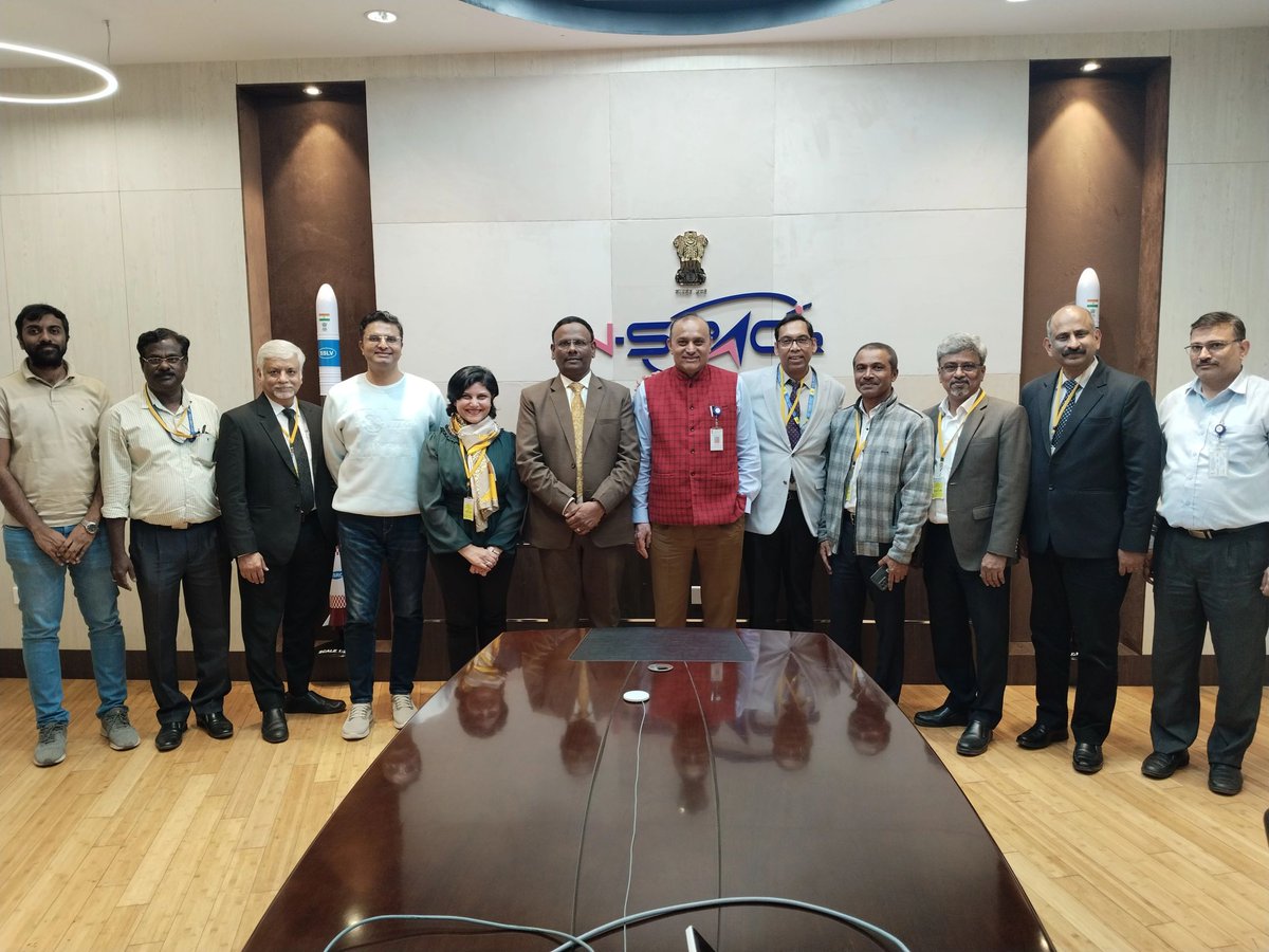 DRIIV : Delhi S&T Cluster (@driiv_delhi) on Twitter photo Enthusiastic and fruitful discussions on transforming the civil aviation space via technological innovation with our ecosystems partners <a href="/AAI_Official/">Airports Authority of India</a> and <a href="/INSPACeIND/">IN-SPACe</a> at ISRO, Bengaluru.
participants included:
AAI: Sh. M Suresh, Member ANS, Sh. Suneel Dutt, ED, CNS Planning, Sh. Enthusiastic and fruitful discussions on transforming the civil aviation space via technological innovation with our ecosystems partners <a href="/AAI_Official/">Airports Authority of India</a> and <a href="/INSPACeIND/">IN-SPACe</a> at ISRO, Bengaluru.
participants included:
AAI: Sh. M Suresh, Member ANS, Sh. Suneel Dutt, ED, CNS Planning, Sh.