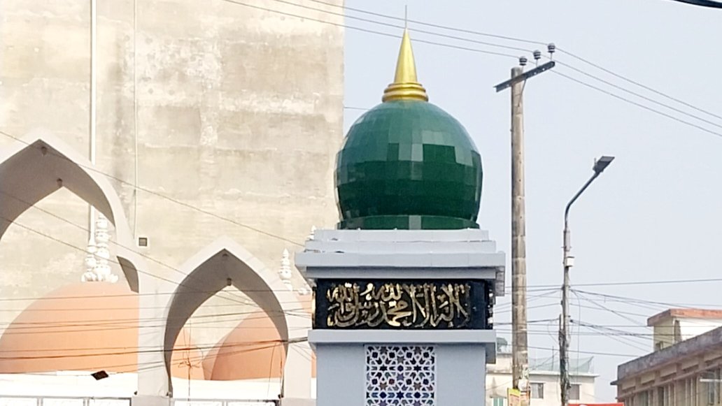 চট্টগ্রামের চকবাজারে ঐতিহ্যবাহী অলি খাঁ মসজিদের সম্মুখে ইসলামিক মন্যুমেন্ট উদ্বোধন করলেন চসিক মেয়র ডা.শাহাদাত হোসেন