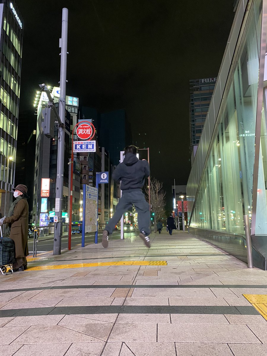 pro1ect_bunny's tweet photo. 最近毎日六本木か西麻布いる...しんどい https://t.co/WKSqjuNdkI