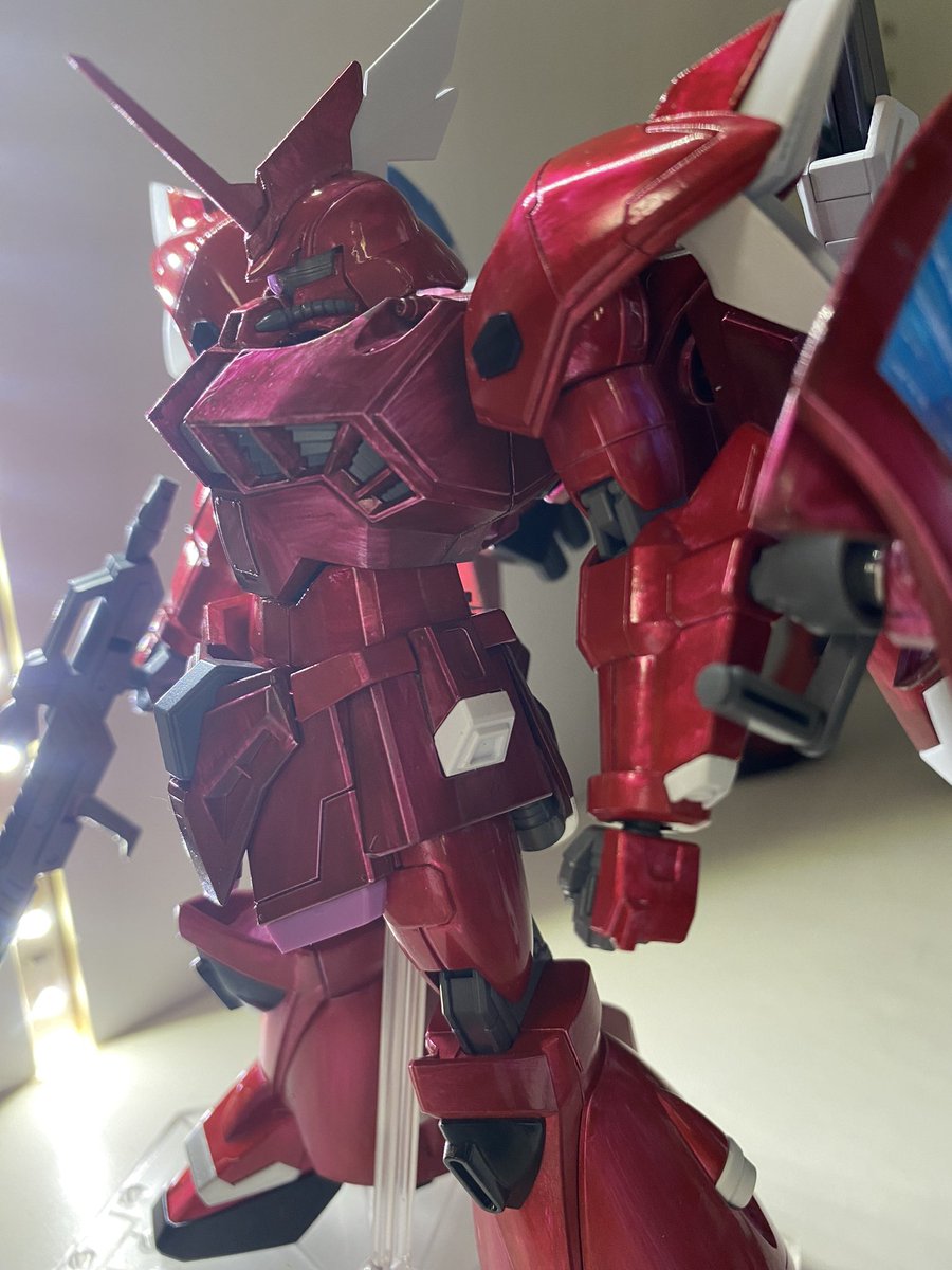 今度の土曜日＆日曜日は八我展示会3🐾
当日スタッフとして受付におります。あ、赤合わせの展示用にググちゃんも持ってくよ