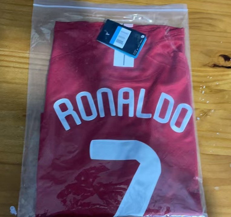 CamisetasGool's tweet photo. 🎄⚽ ¡HA SIDO EL REGALO PERFECTO! 🎁✨

🔥 LA CAMISETA DEL BICHO 🐐la que hizo historia en la FINAL DE CHAMPIONS 2008🏆✨

Consigue el regalo perfecto para tu Pareja en San Valentin 💕 o envíaselo para que lo vea 👀❤️

📩ESCRÍBENOS AL MD o en IG y consíguela HOY MISMO✅ https://t.co/Q3p0G4fDJo