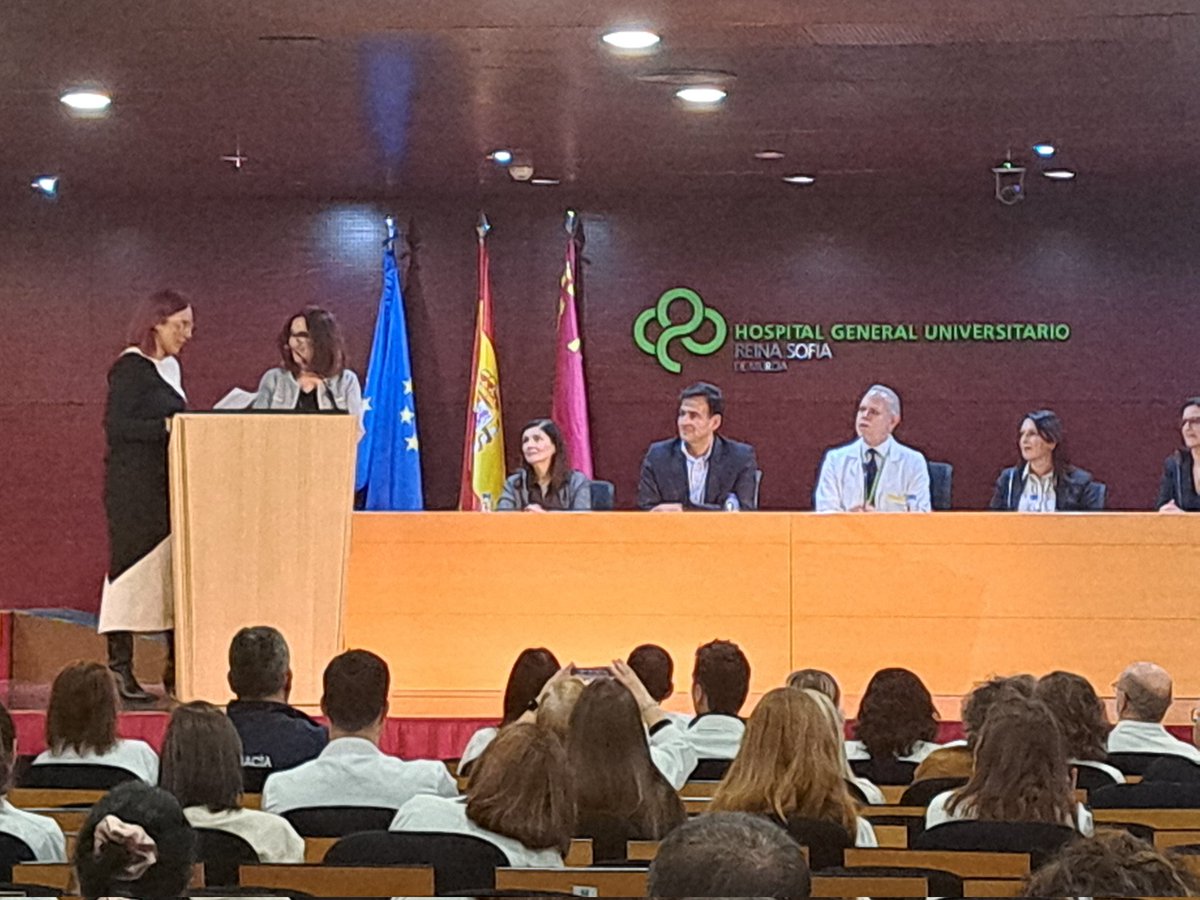 Pablo Selvi (@paselsab) on Twitter photo Hoy el Servicio de Farmacia del <a href="/Area7ReinaSofia/">Area7ReinaSofía</a> recibe su certificación QPEX de la <a href="/sefh_/">S.E.F.H</a>
Recogen la certificación dos de las responsables de la unidad de externos Lorena Rentero y Maria Garcia ( con el apoyo nuestra 3° farma <a href="/MeronoSaura/">Toñi Meroño Saura</a> desde el publico)
<a href="/ElenaUrbieta/">Elena Urbieta Sanz</a> Hoy el Servicio de Farmacia del <a href="/Area7ReinaSofia/">Area7ReinaSofía</a> recibe su certificación QPEX de la <a href="/sefh_/">S.E.F.H</a>
Recogen la certificación dos de las responsables de la unidad de externos Lorena Rentero y Maria Garcia ( con el apoyo nuestra 3° farma <a href="/MeronoSaura/">Toñi Meroño Saura</a> desde el publico)
<a href="/ElenaUrbieta/">Elena Urbieta Sanz</a>
