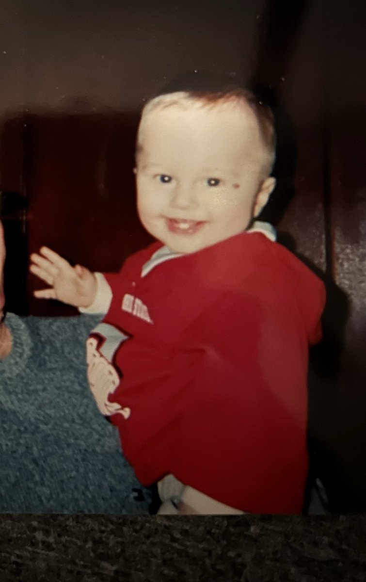 149Cheryl's tweet photo. Happy 23rd to this talented guy - @zbano246 ! ❤️🥂🎂 Great start to your birthday week with a Buckeyes championship! Love you ❤️ https://t.co/me7Bq9dvY3