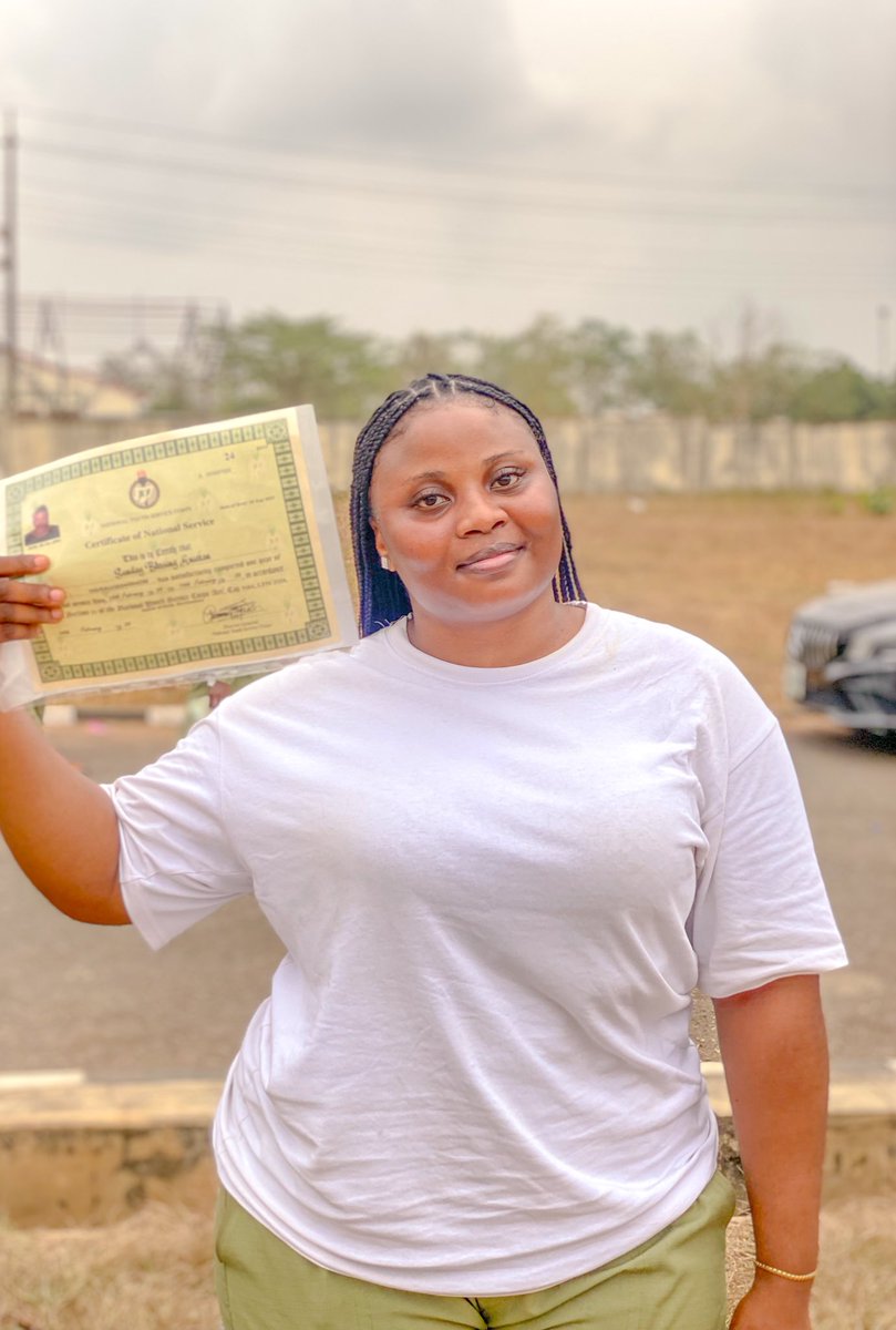 pretty_basa's tweet photo. I’m finally done with serving my country 🤭
NYSC thank you 💃🏽🤭 https://t.co/smKQIFlMME