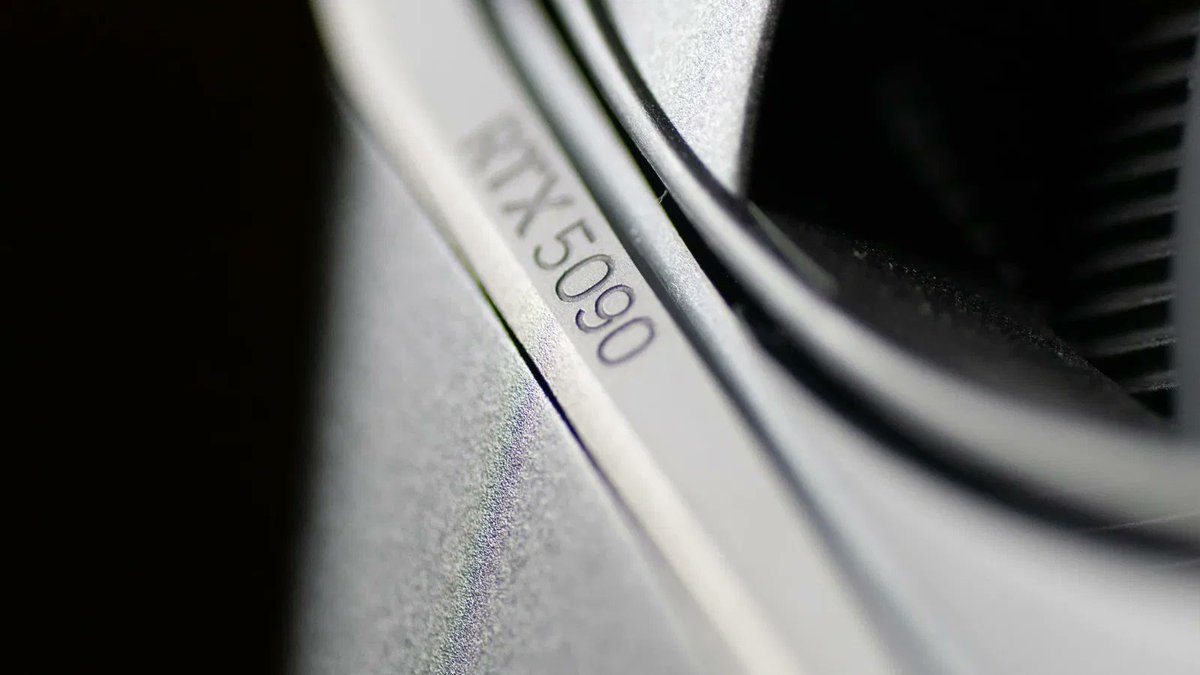 VideoCardz's tweet photo. First RTX 5090 review
"In terms of pure performance, without DLSS, there is a good increase, but the card does not make you shout for a miracle : on average we are talking about a +28%, which however is reflected in a +24% in consumption."
https://t.co/XKjEAZ6aSk