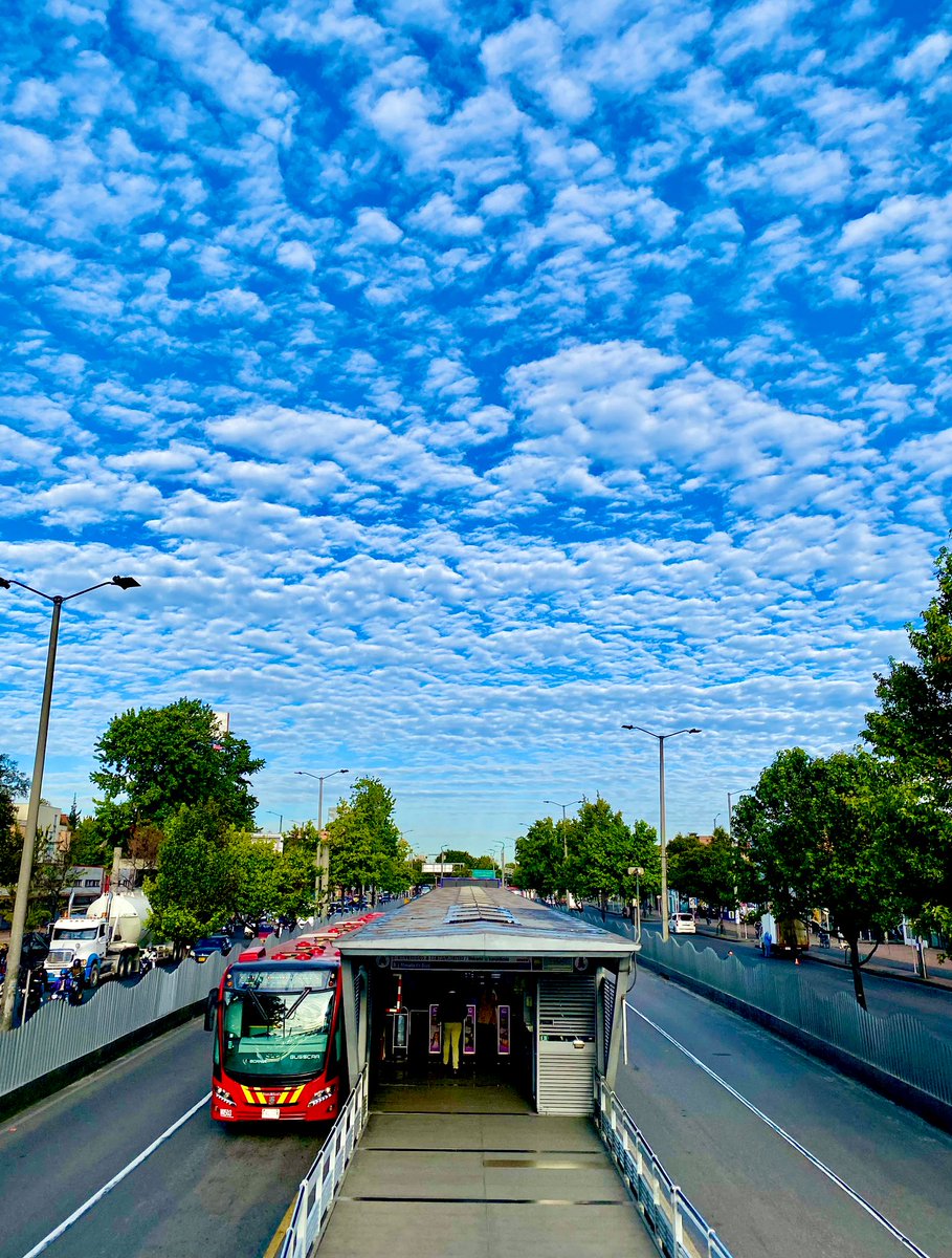 ¿Que tal cómo amaneció el cielo hoy en Bogotá?