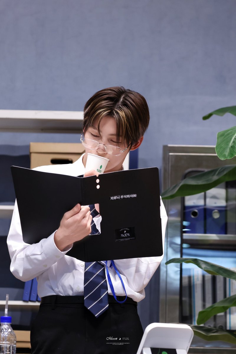 Moon_060328's tweet photo. 250123 mp
지후니 주식회사㈱🖥️

#TWS #투어스 #247WithUs #トゥアス 
#JIHOON #지훈 #한지훈 #ジフン https://t.co/bTTmVwnMRQ