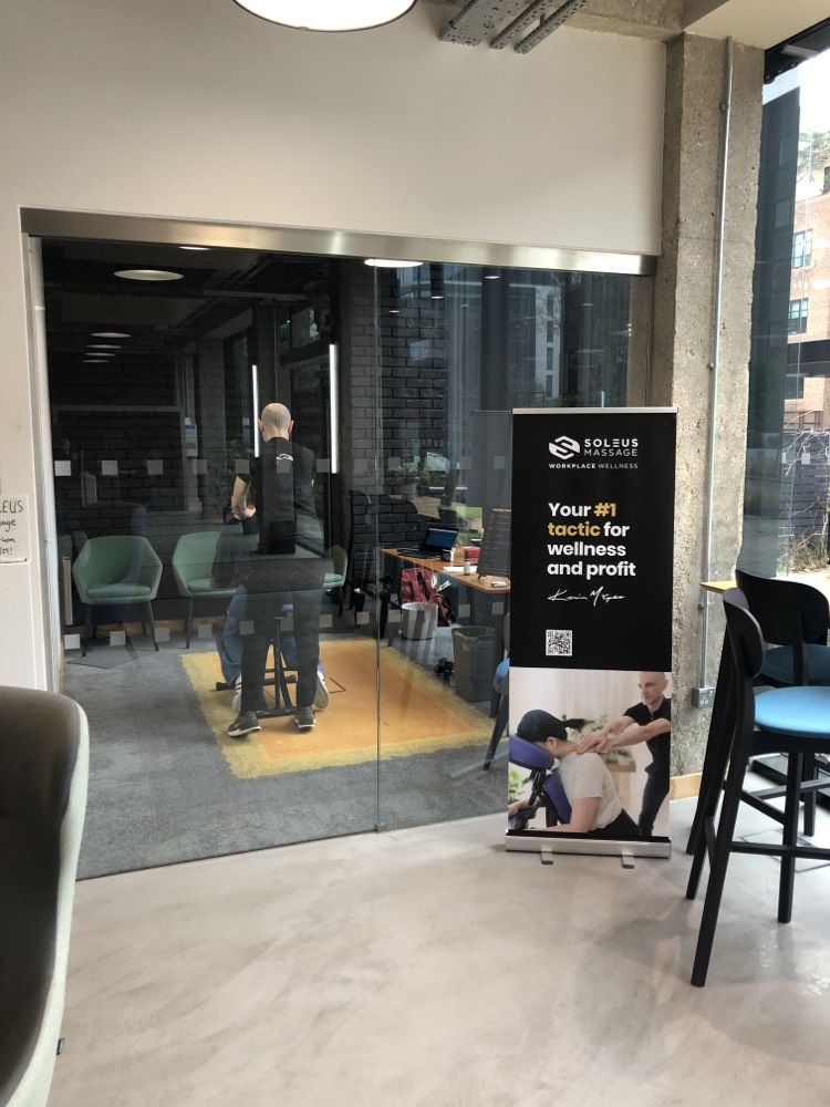 @soleusmassage provides tailored and corporate employee chair massage sessions.
Tenants enjoyed their complimentary session during the day.
#workperks #tenantinitiatives #fitwelbuilding #watfordtowncentre