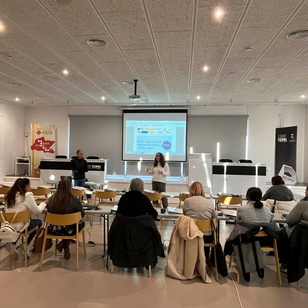 Forma't per a treballar | Acabem la formació d'ADA en competències digitals bàsiques 👩🏽‍💻 
✅️ Treballem per reduir la bretxa digital i millorar així l'ocupabilitat de totes les persones.
<a href="/CCBaixEbre/">Consell Comarcal del Baix Ebre</a>